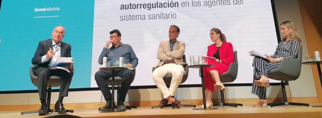 7 ventajas de la Colaboración entre Administración y Autorregulación Farmacéutica
